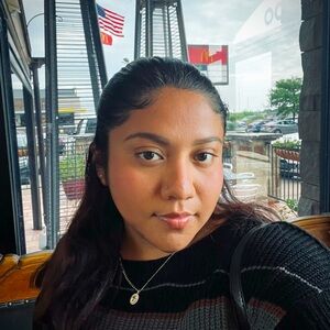 Meet your Posher, Andrea